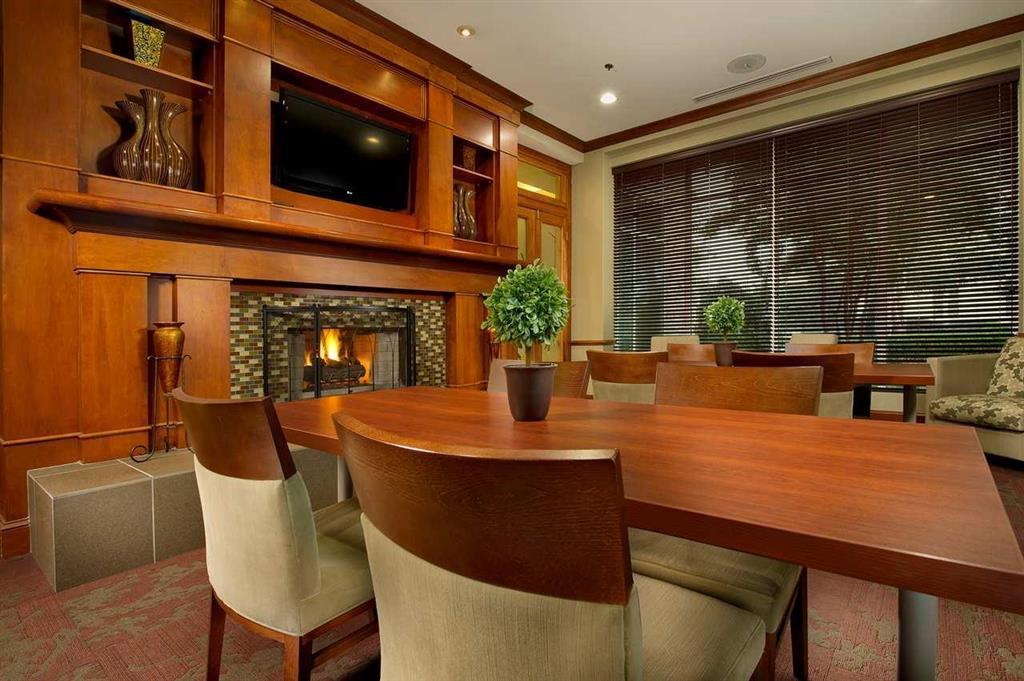 Hilton Garden Inn Atlanta Nw/Kennesaw-Town Center Restoran fotoğraf